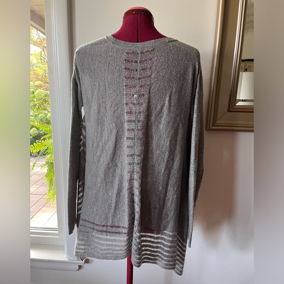 ALLSAINTS HANDKERCHIEF VNECK SWEATER - Picture 6 of 12